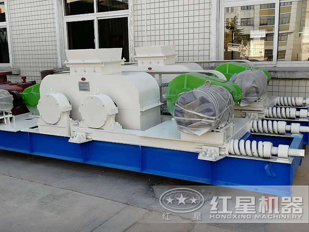 四輥破碎機效能高作業(yè)、噪音小