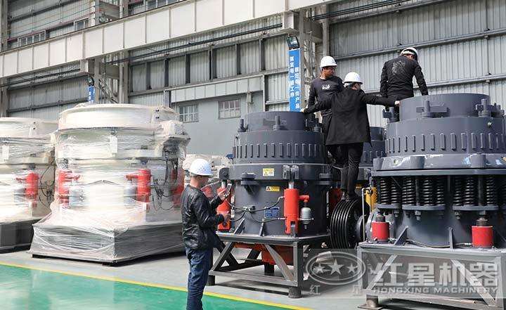 全液壓圓錐破碎機(jī)，液壓過載保護(hù)裝置，自動(dòng)調(diào)節(jié)出料粒度
