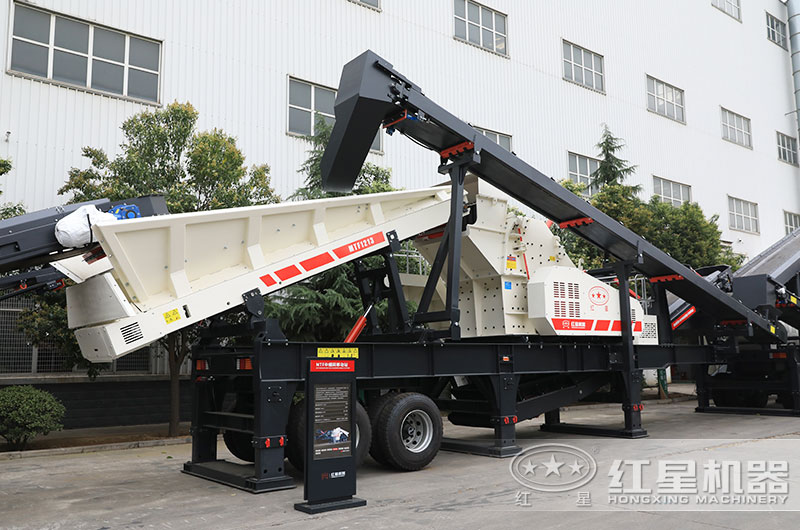 移動反擊式石子破碎機(jī)圖片、適用于軟料（青石）